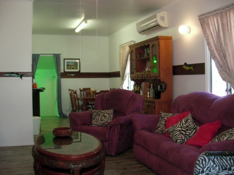 22 Maud Street, Flying Fish Point QLD 4860