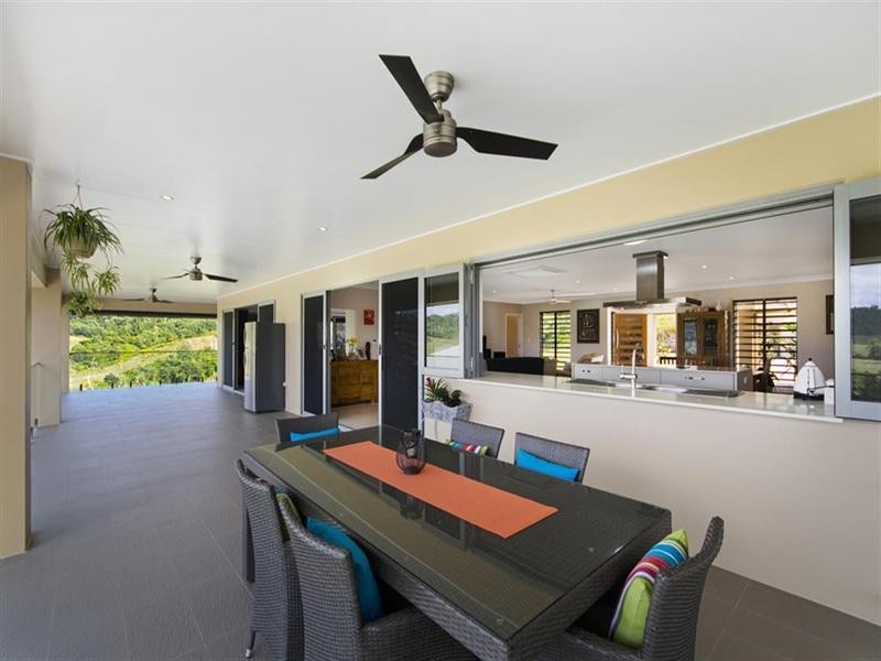 66477 Bruce Highway, Woopen Creek QLD 4871