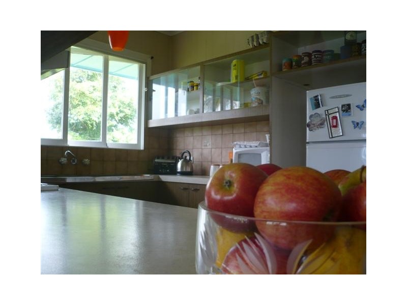 12 Corinda, Innisfail QLD 4860