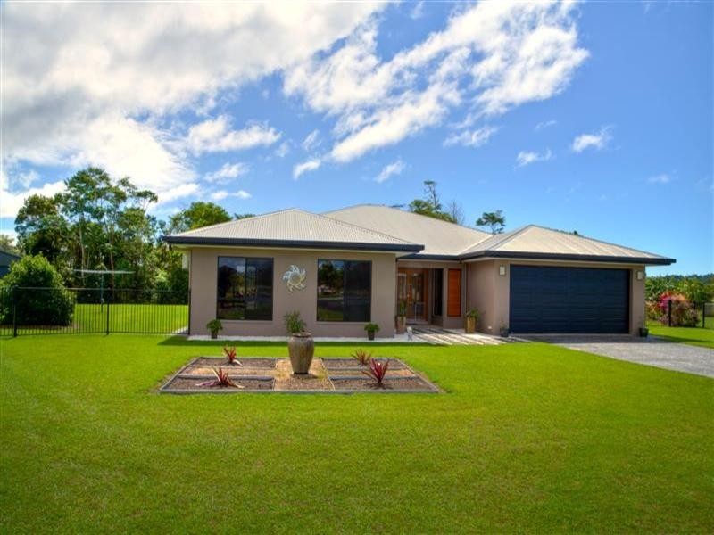 37 La Rocca Close, Etty Bay QLD 4858