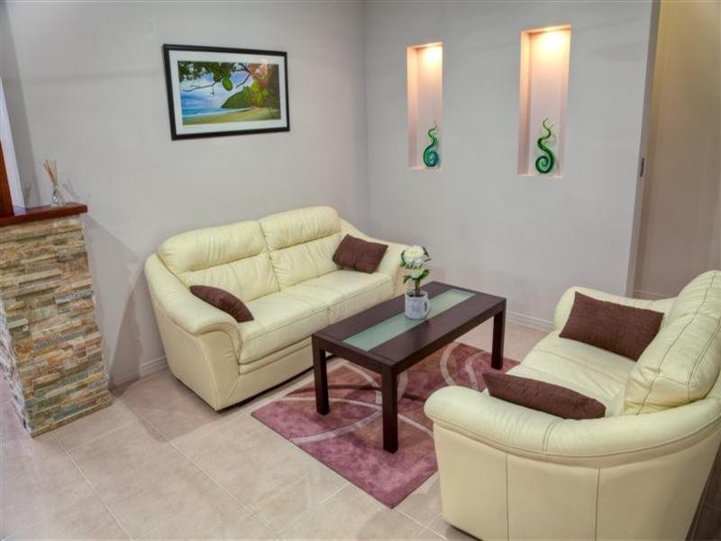 37 La Rocca Close, Etty Bay QLD 4858