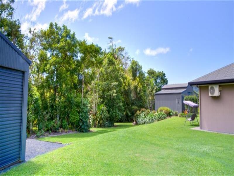 37 La Rocca Close, Etty Bay QLD 4858