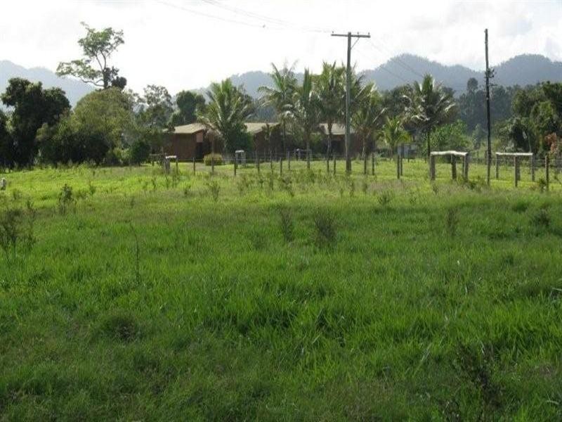 2323 Palmerston Highway, East Palmerston QLD 4860