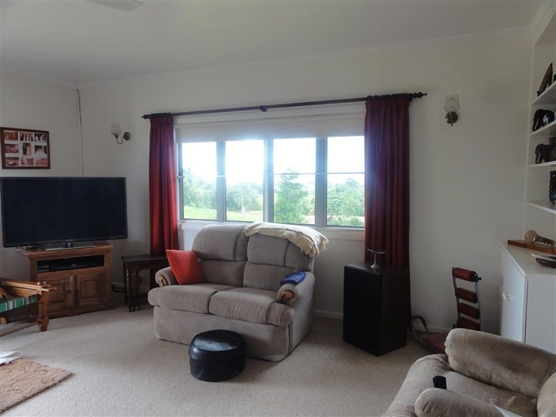 787a Palmerston Highway, Pin Gin Hill QLD 4860