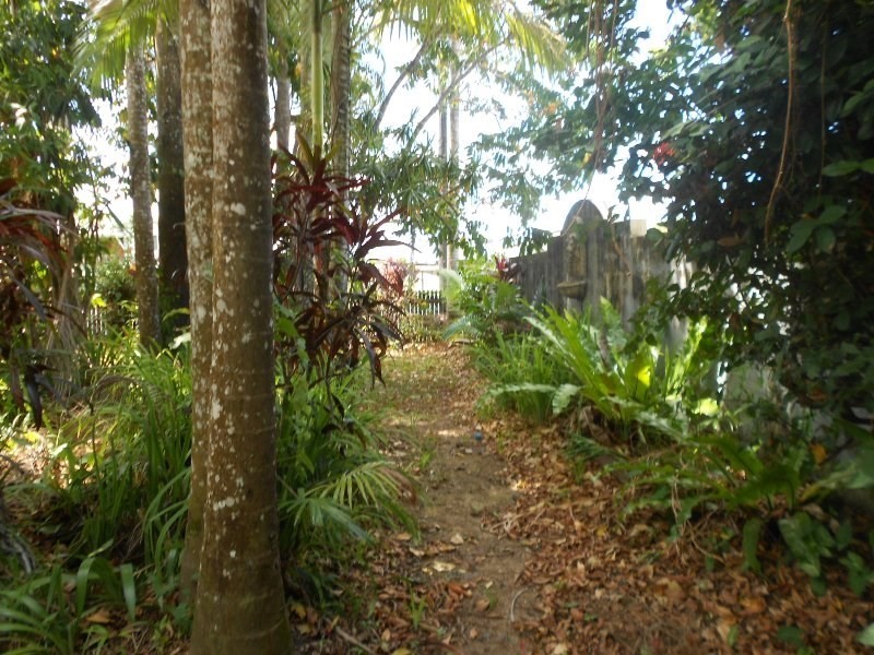 30 LILY, Innisfail QLD 4860