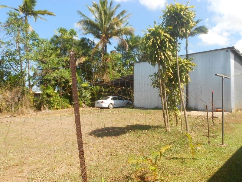 2 LAE Street, Wangan QLD 4871