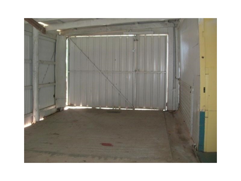 3 Esplanade, Flying Fish Point QLD 4860