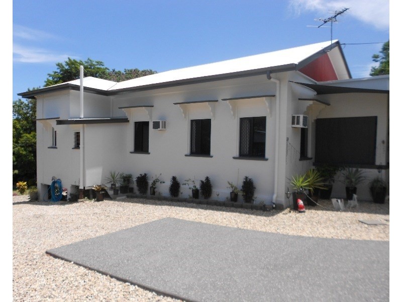 33 MARY, East Innisfail QLD 4860