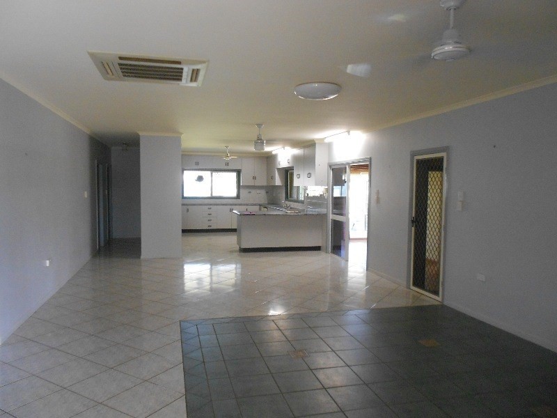 9 Callendar, Cullinane QLD 4860