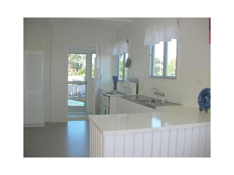 4 Florence, East Innisfail QLD 4860