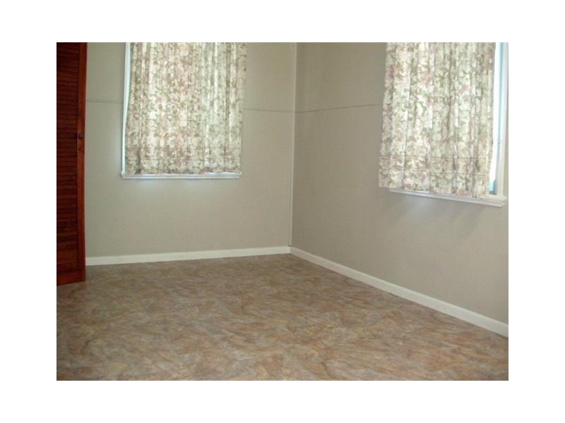 4 Florence, East Innisfail QLD 4860