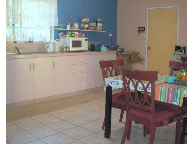 10B Walnut Street, Goondi Hill QLD 4860