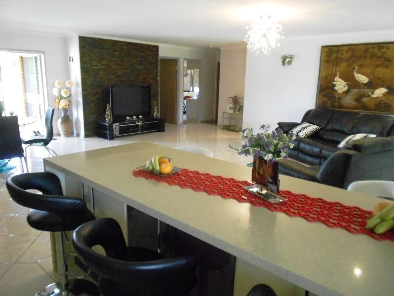 28 Henderson Drive, Currajah QLD 4871