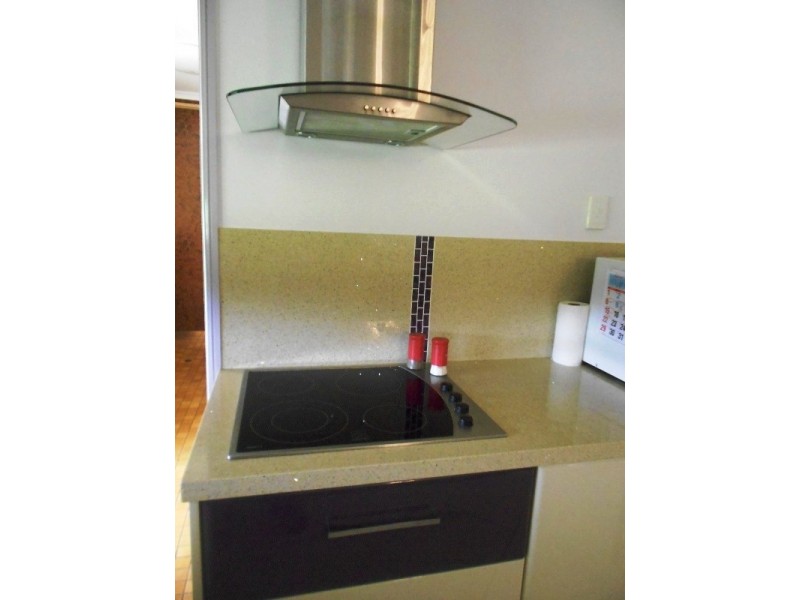 28 Henderson Drive, Currajah QLD 4871