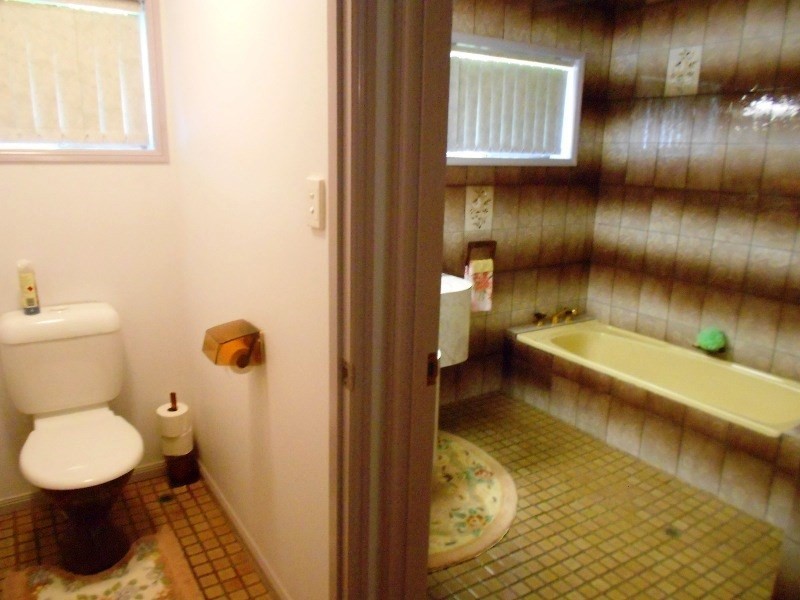 28 Henderson Drive, Currajah QLD 4871