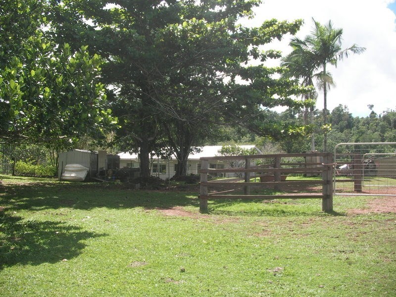 102 Eubenangee Road, Eubenangee QLD 4860