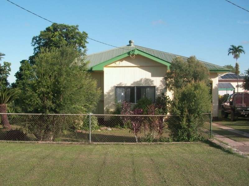 11 Meyer Avenue, Wangan QLD 4871