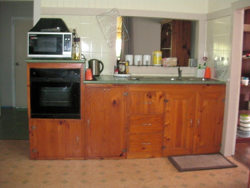 11 Meyer Avenue, Wangan QLD 4871