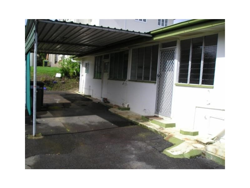 1/5 Agnes Street, East Innisfail QLD 4860