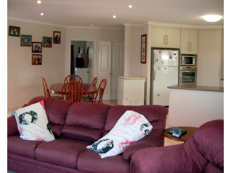 15 Reid Crescent, Innisfail Estate QLD 4860