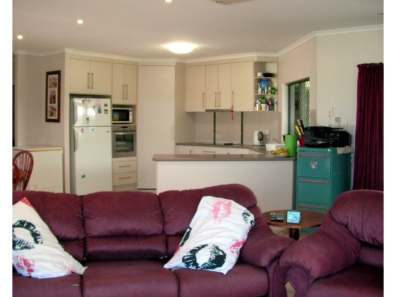 15 Reid Crescent, Innisfail Estate QLD 4860