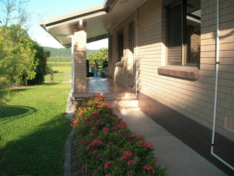 24 Punchard Street, East Innisfail QLD 4860