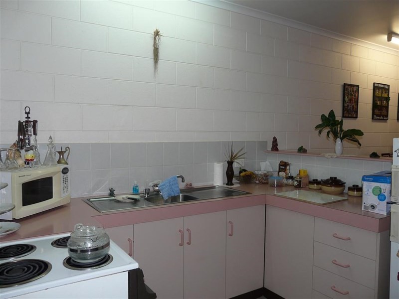 111 Mourilyan Road, East Innisfail QLD 4860