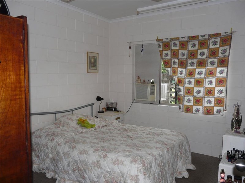 111 Mourilyan Road, East Innisfail QLD 4860