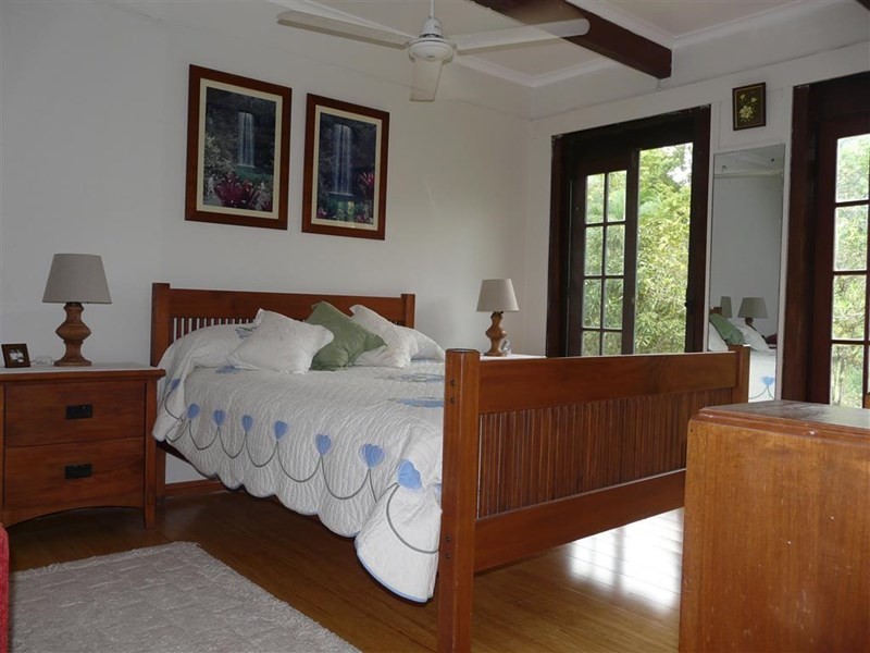 550 Cooroo Lands Road, Cooroo Lands QLD 4860