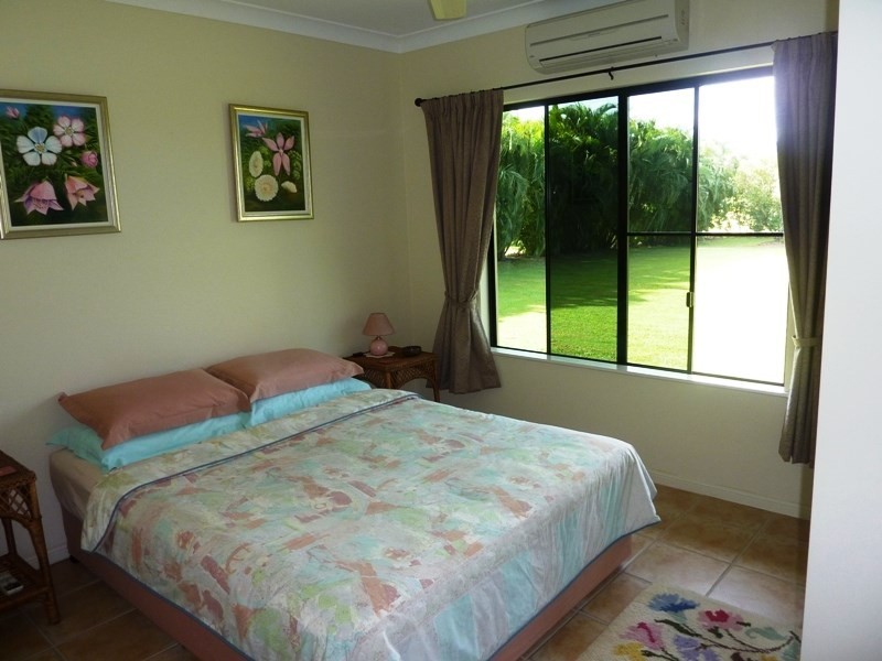 13 Daniel, Etty Bay QLD 4858