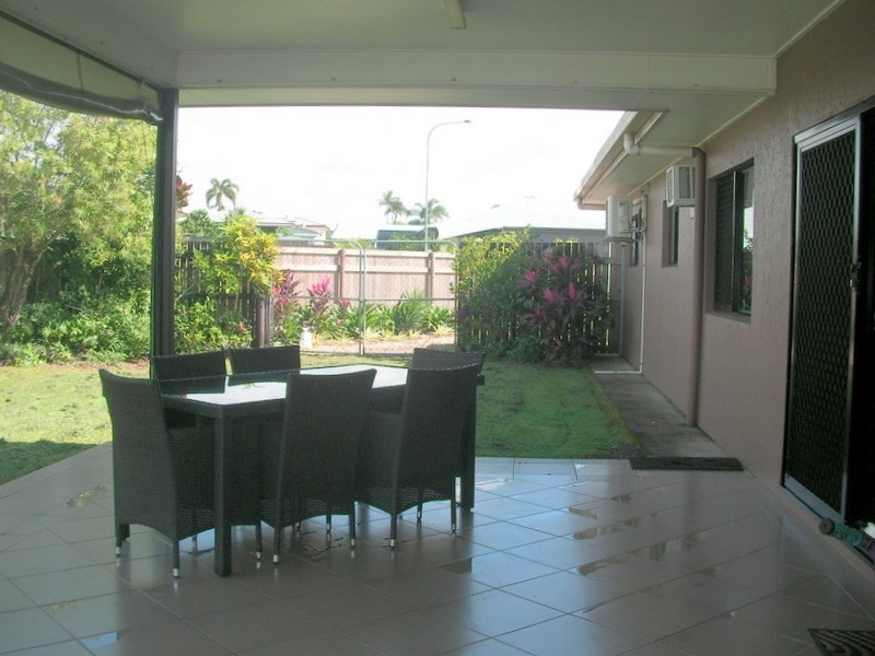 5 Belle View Street, Belvedere QLD 4860