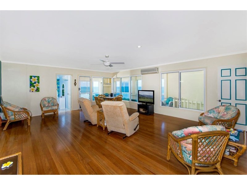 550 Etty Bay Road, Etty Bay QLD 4858