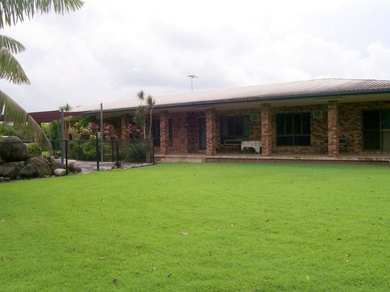 7 La Rocca Close, Etty Bay QLD 4858