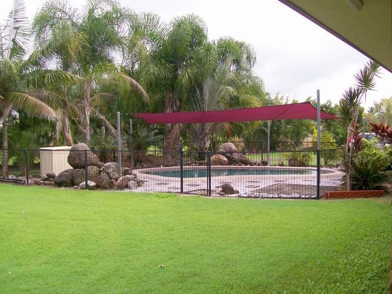 7 La Rocca Close, Etty Bay QLD 4858