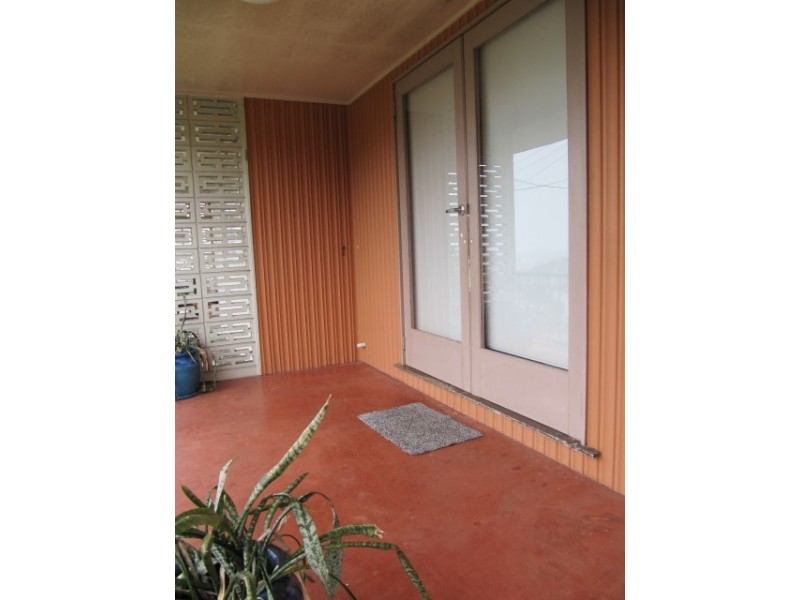 2/18 Benwell, East Innisfail QLD 4860