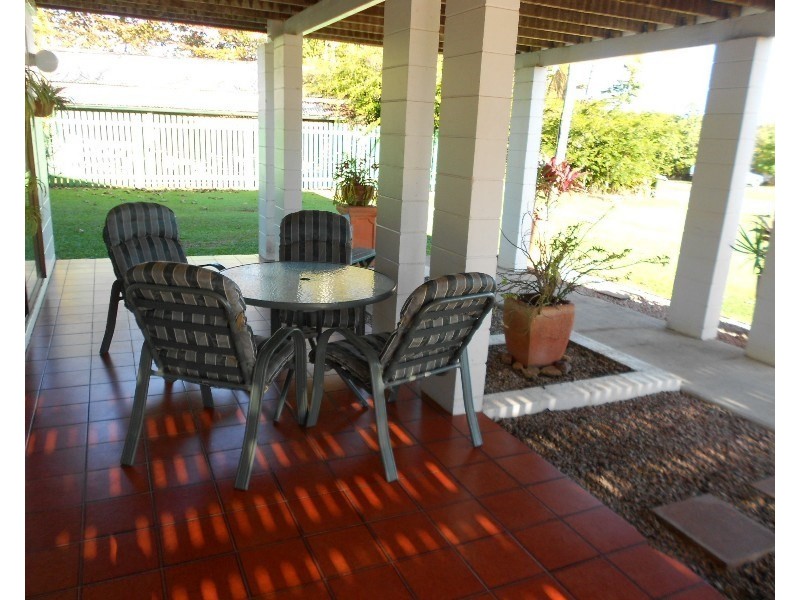 4 esplanade Coconuts, Coconuts QLD 4860