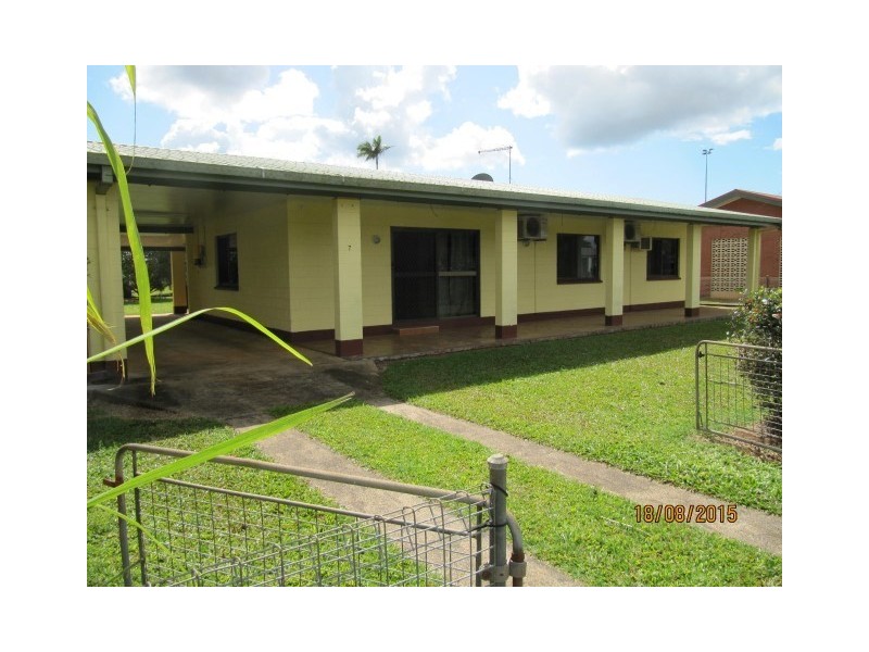 7 Goroka Close, Wangan QLD 4871