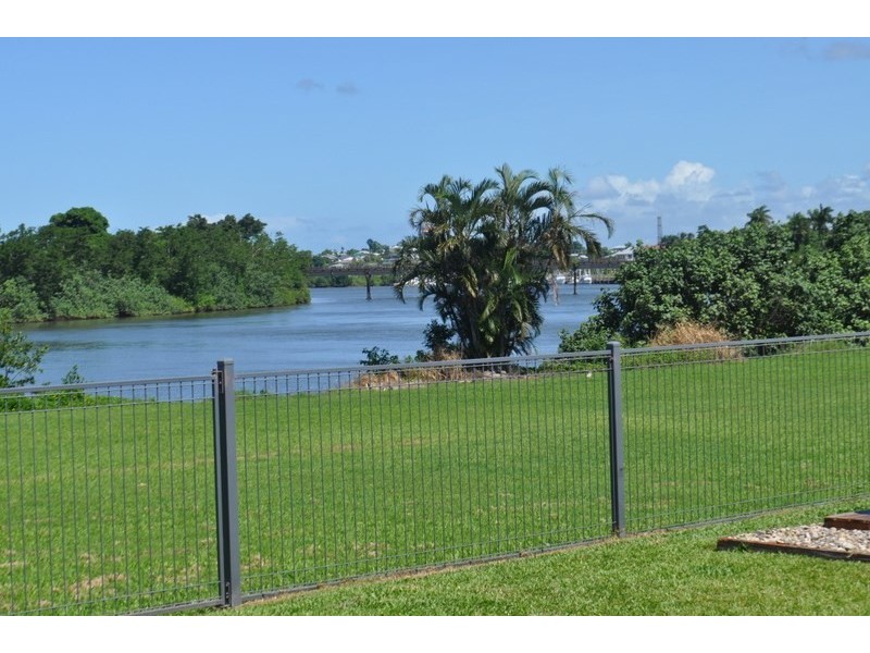 19 Paul Street, Cullinane QLD 4860