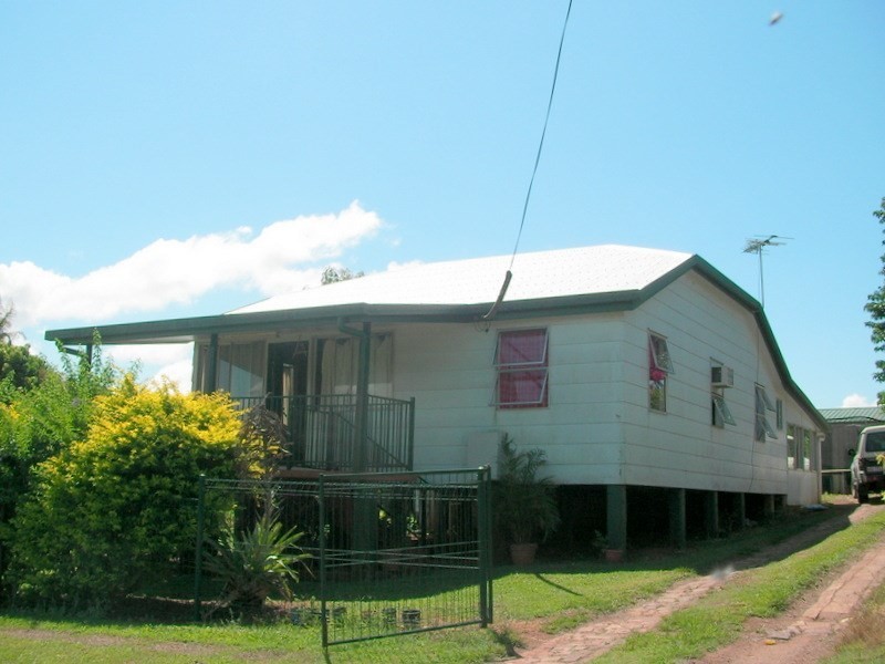 10 Henderson Street, South Johnstone QLD 4859