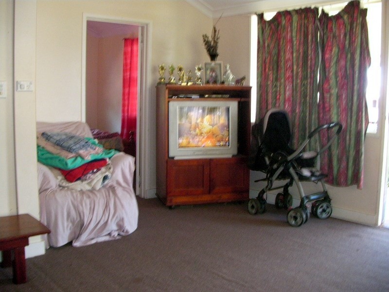 10 Henderson Street, South Johnstone QLD 4859