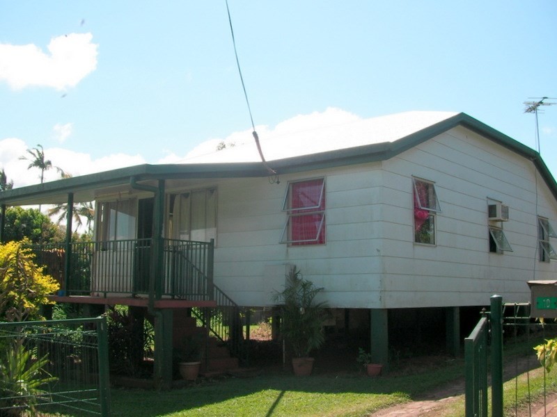 10 Henderson Street, South Johnstone QLD 4859