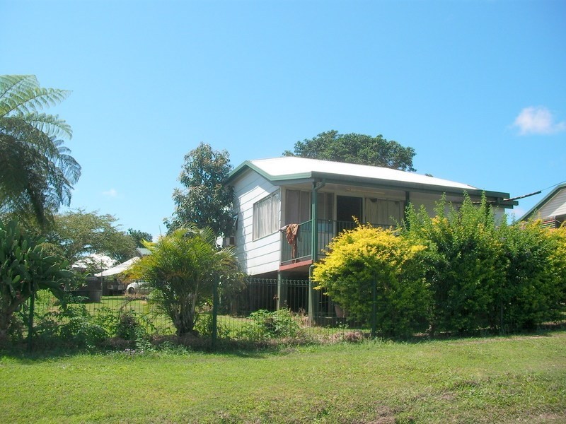 10 Henderson Street, South Johnstone QLD 4859