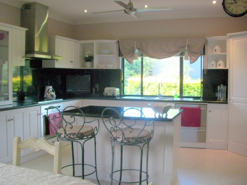 1 De Roma Close, Mena Creek QLD 4871