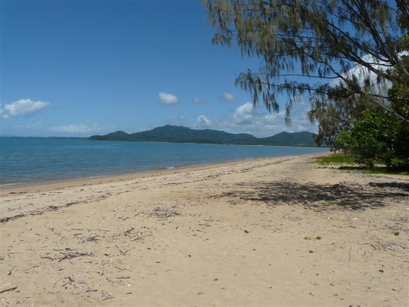 11 Gobi Street, Kurrimine Beach QLD 4871