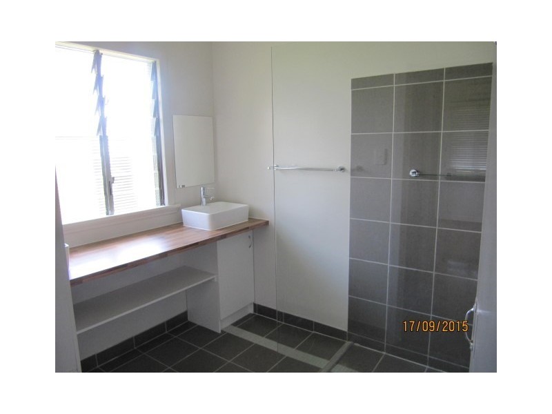 8 Webb Crescent, East Innisfail QLD 4860