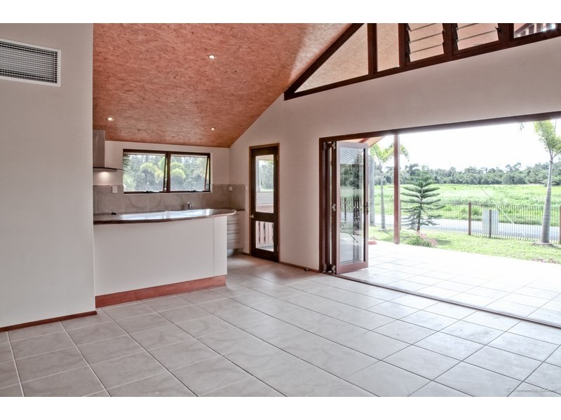 1 Rebecca Jane Parade, Kurrimine Beach QLD 4871