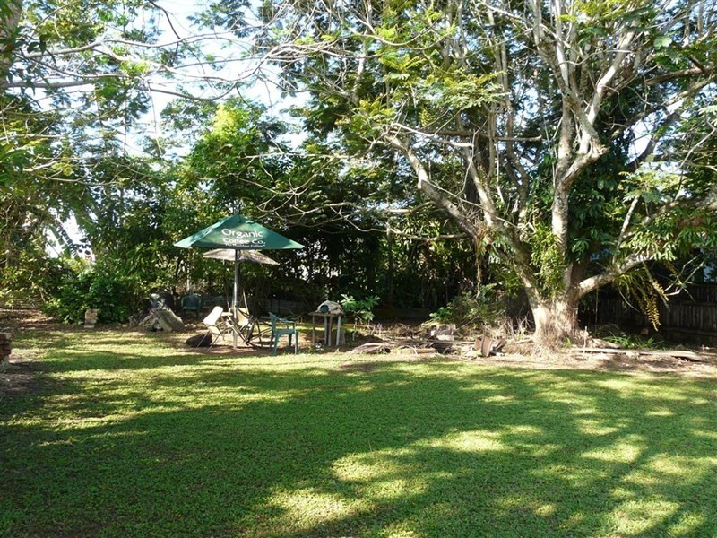 26 Middle Avenue, South Johnstone QLD 4859