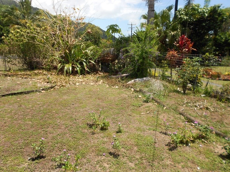 26 Judy, Flying Fish Point QLD 4860