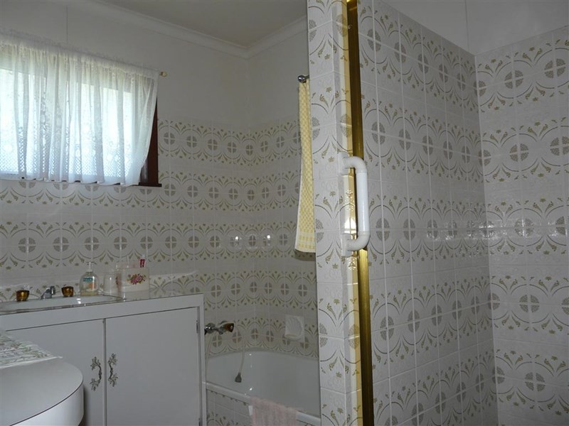 3 Polly Close, Innisfail Estate QLD 4860