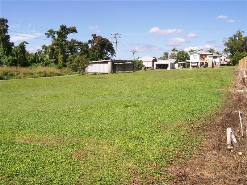 12 Water Street, Innisfail QLD 4860